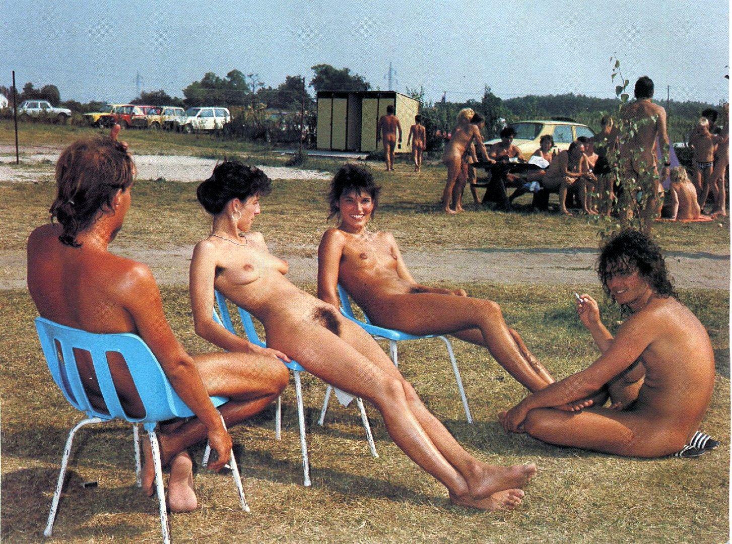 裸體主義者家庭裸體海灘