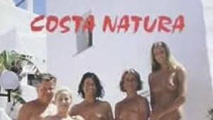 Nacktes Dorf Costa Natura