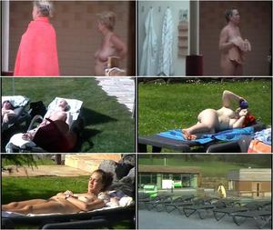 अपने पड़ोस में नग्न लड़कियों को देखें - सौना स्पाई कैम