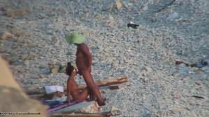 性間諜西班牙海灘