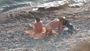 المتلصص الجنس الشاطئ