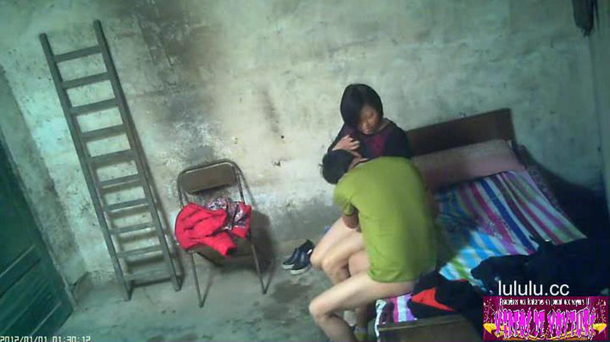中国贫民窟的性爱 3