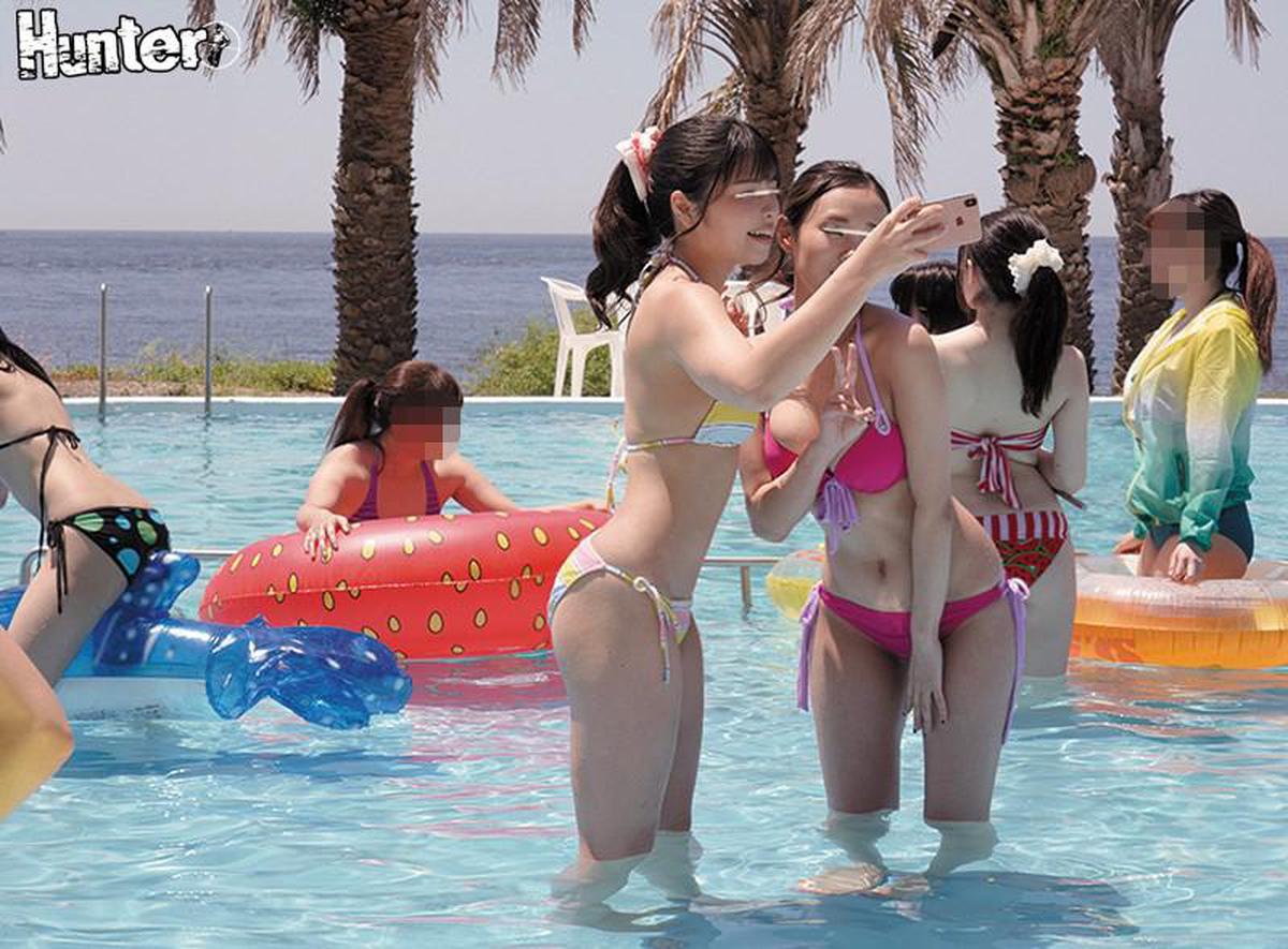 6000Kbps FHD HUNTA-630 Swimsuit bites into the waterslide! The butt is pudding! And bite into it! If you go to a pool that is popular with young girls who are rumored to shine on SNS, nice ass beautiful breasts big breasts ...