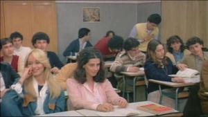 ицеистка соблазняет преподавателей / La liceale seduce i professori / Wie man seinen Lehrer verführt (1979)