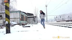 Video putus asa oleh kereta api