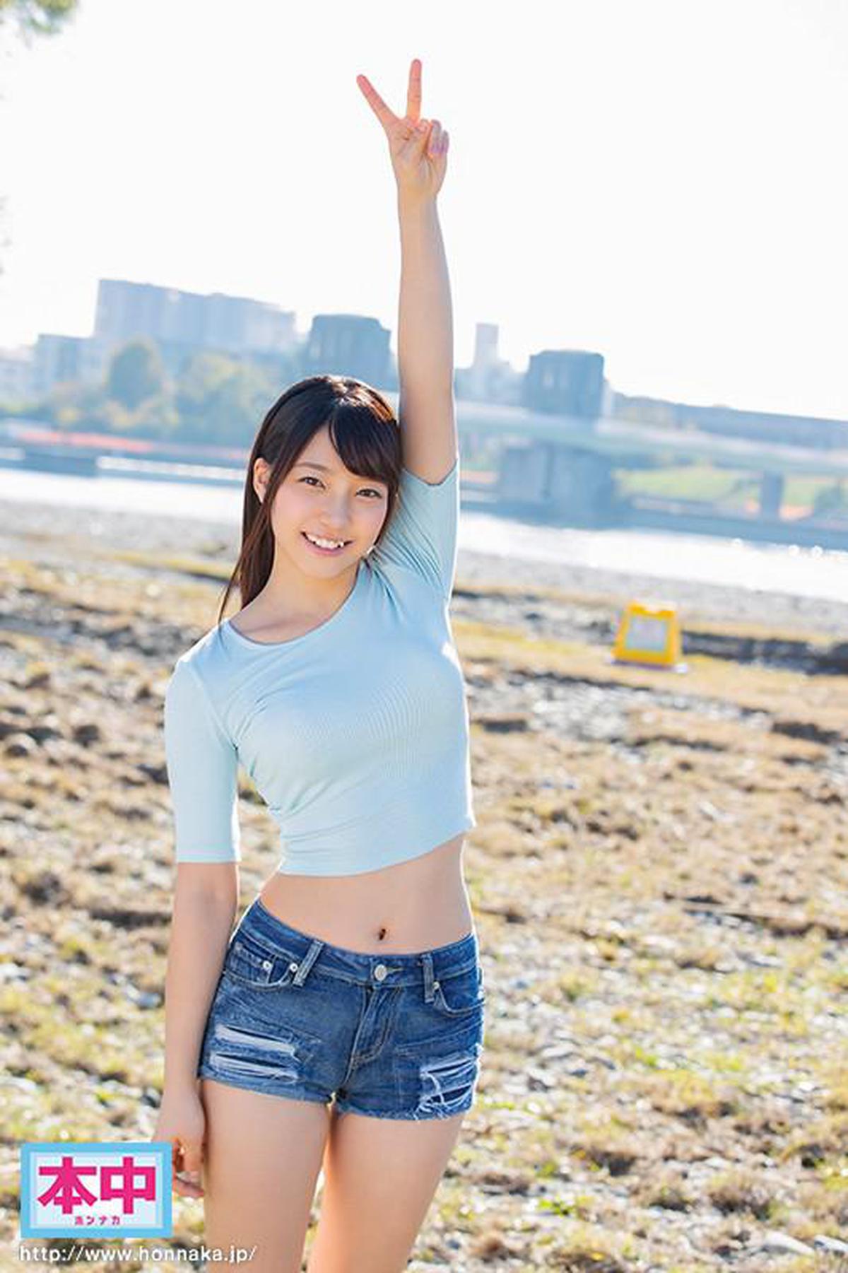 HND-807 Refreshing Active Female College Student Ukiuki Waist Swing Cowgirl's First Raw Creampie Mio Watanabe