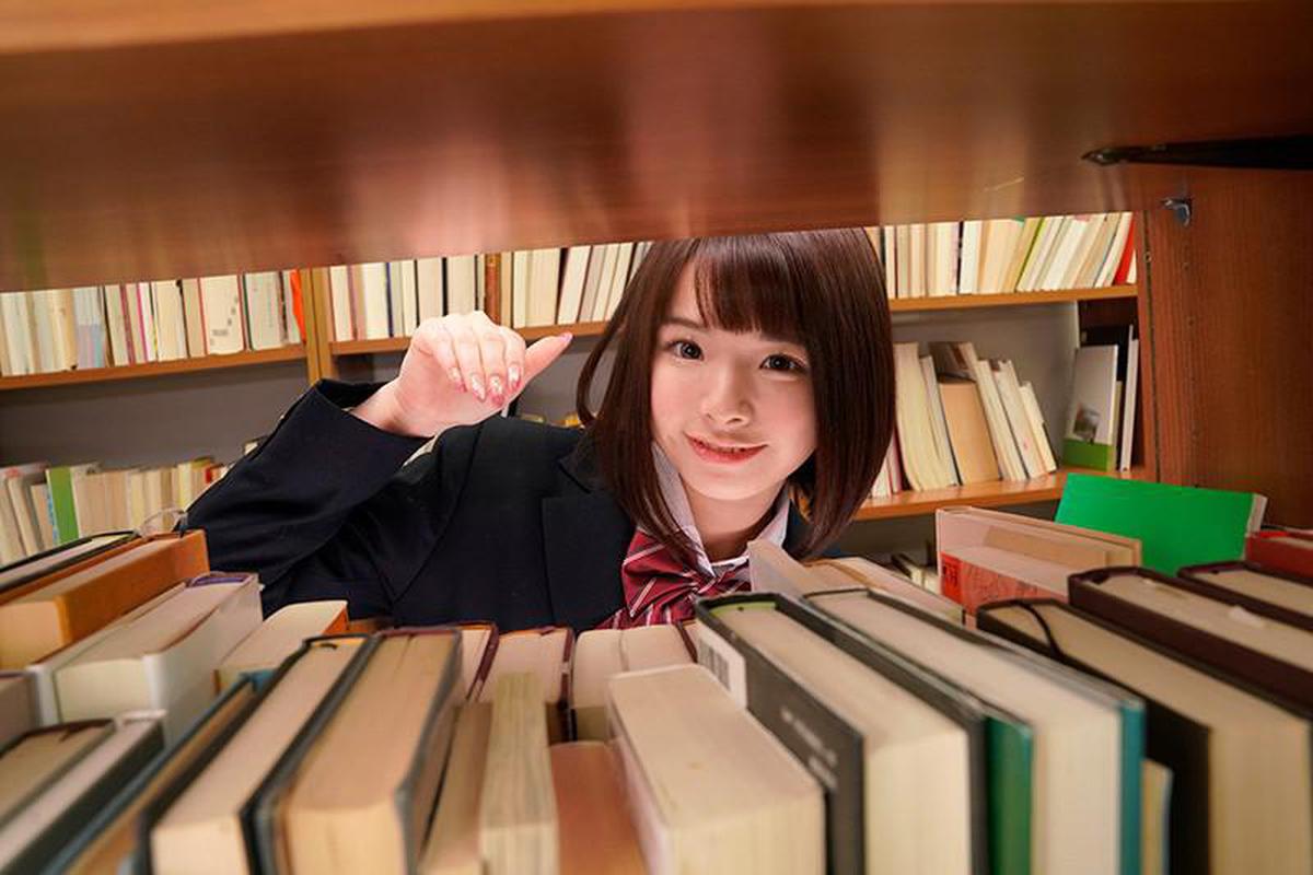 (VR) URVRSP-052 我在圖書館遇到的那個女孩用邪惡的小挑釁來勾引我