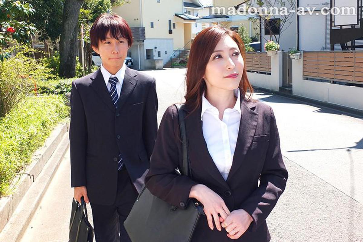 6000Kbps FHD JUL-286 Yuko Shiraki Menginap Di Kamar Bersama Dengan Bos Wanita Yang Telah Mendambakan Hotel Bisnis Dalam Perjalanan Bisnis