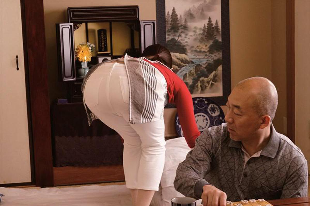 NASH-341 Creampie By Fucking The Muchiero Butt Of An Obasan Housekeeper Who Is Too Beautiful! !!