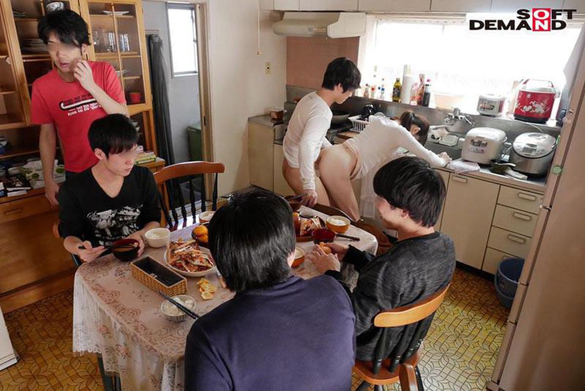 6000Kbps FHD SDDE-631 [Popular! ] A large family of 7 groups of cooking, washing, and libido processing gather here over time! !! Continuous sex morning life 7 works 70 launch 240 minutes SP!