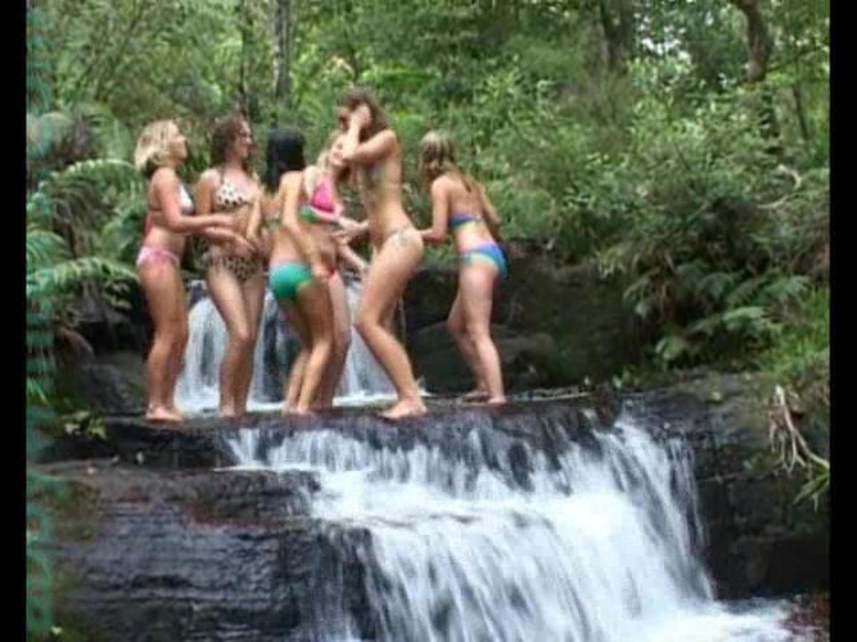 Family Pure Nudism AW_Waterfall_Girls