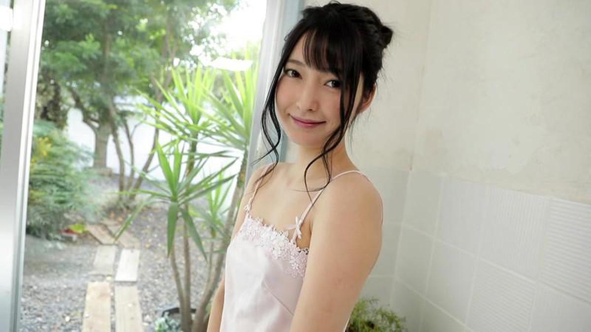 REBD-542 Iyona Fujii / Iyona Indoor Si pasas tiempo con ella