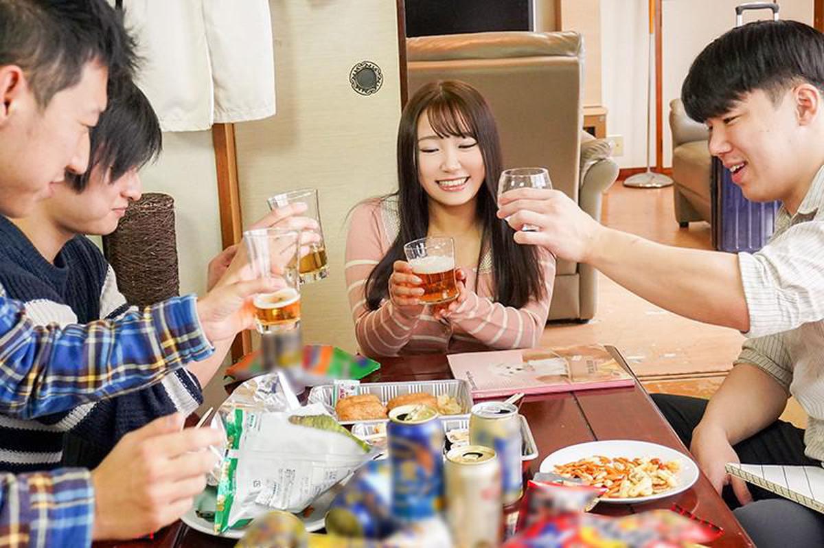 MXGS-1183 Un enregistrement de beaucoup de gravure avec une petite amie qui se sent ivre lors d'une fête pour boire un verre pour adultes Hana Himesaki