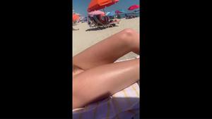 Naked in the Beach Public