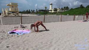 Madisyn – Naked Beach Yoga