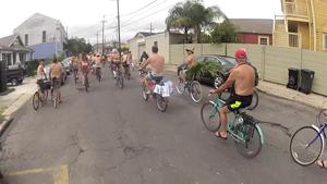 World Naked Bike Ride นิวออร์ลีนส์ 2012 – ขี่เต็มรูปแบบ