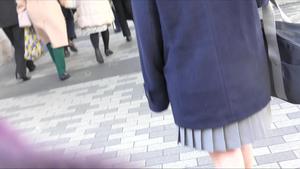 yuzu015 [火車性騷擾] 外觀制服JK ★ 太漂亮的JC (?) ★ 無辜站立時抽搐高潮 ★ 性騷擾青少年前後穿棉褲