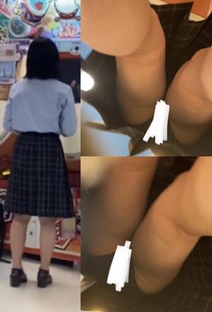 #115 Photo à l'envers de la belle fille en uniforme JK-chan qui est prise "crue" tout en étant un maître de la graisse ◯