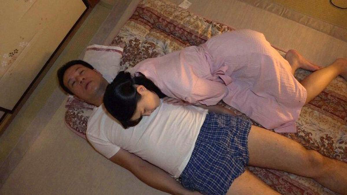 FONE-144 Inverted Nipple Runaway Daughter And Oji's Obscene Sexual Activity
