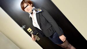 10musume Natural Daughter 011222_01 Muchimuchi Cabin Attendant-I want to get on your jumbo quickly-Noriko Sasaki