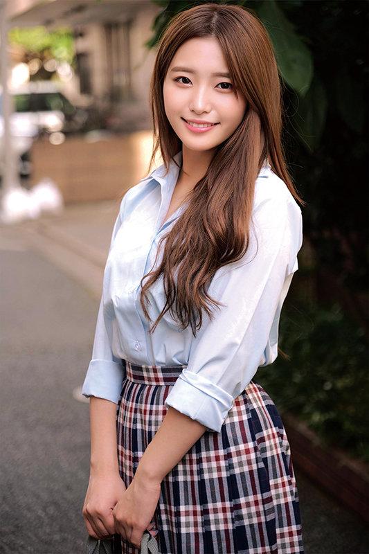 SKMJ-248 Ein wunderschönes Mädchen in einer Geki-Shiko-Uniform Herausforderungen! ?? Ochi ○ Po Zeichnung! Bitte zeichnen Sie das Decachin, das Sie in Ihr Omako W einsetzen möchten