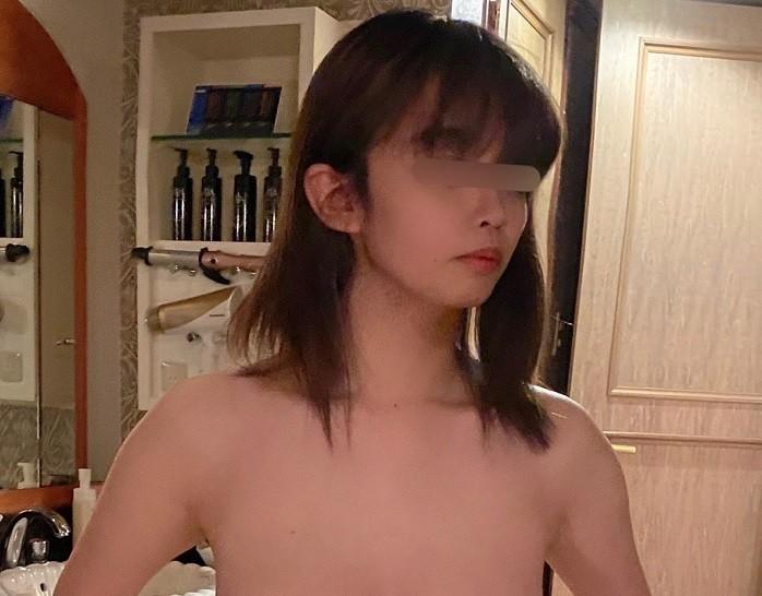 FC2PPV 1387447 * Limited [Uncensored] G-Cup busty girl and lotion / washing body pretend * There is a customs photo (46 minutes)
