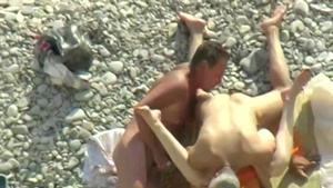 Playa nudista - caliente exhibicionistas orgía pública