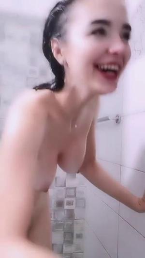Shower Princess
