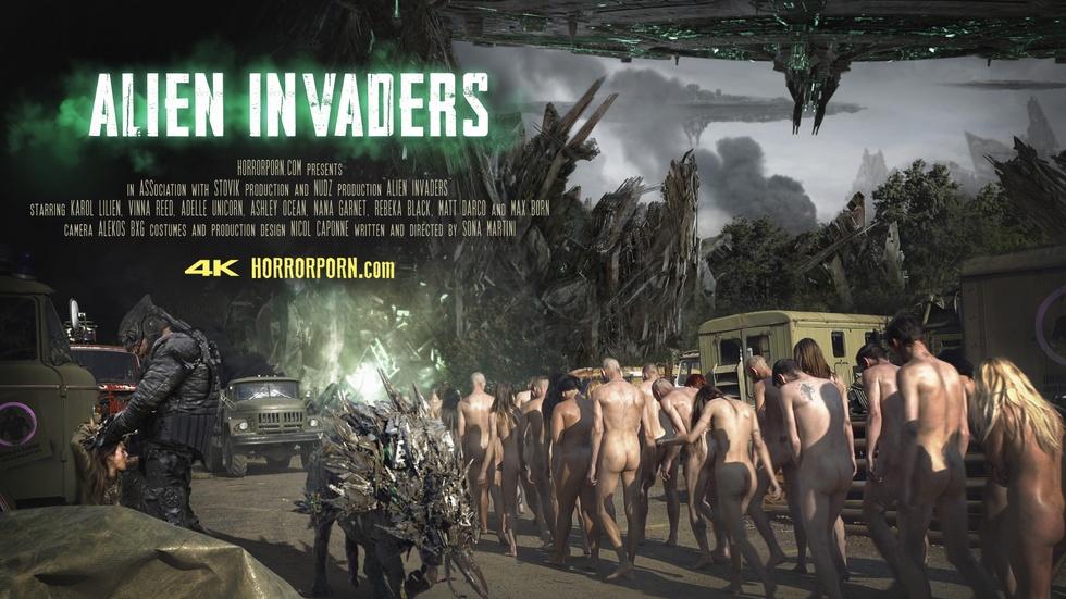 Ужасы порно - Alien Invaders