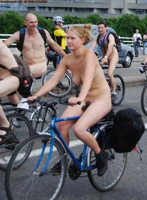 World Naked Bike Ride UK 2009