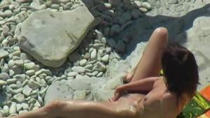 Playa nudista - exhibicionistas calientes en público