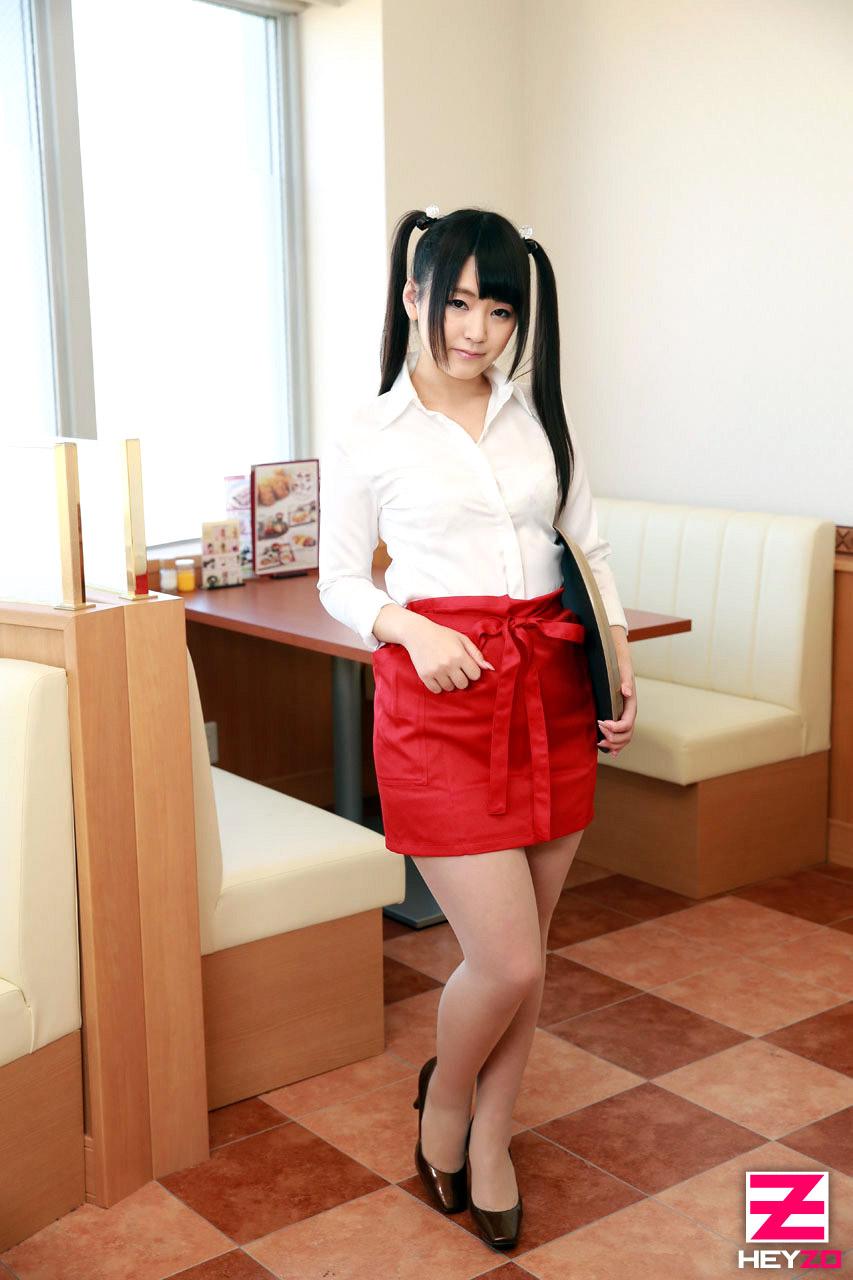 HEYZO-0806 Tsuna Kimura تضاجع فتاة لوليتا تعمل بدوام جزئي في مقهى ~ أود الكثير من الحليب ، من فضلك ~