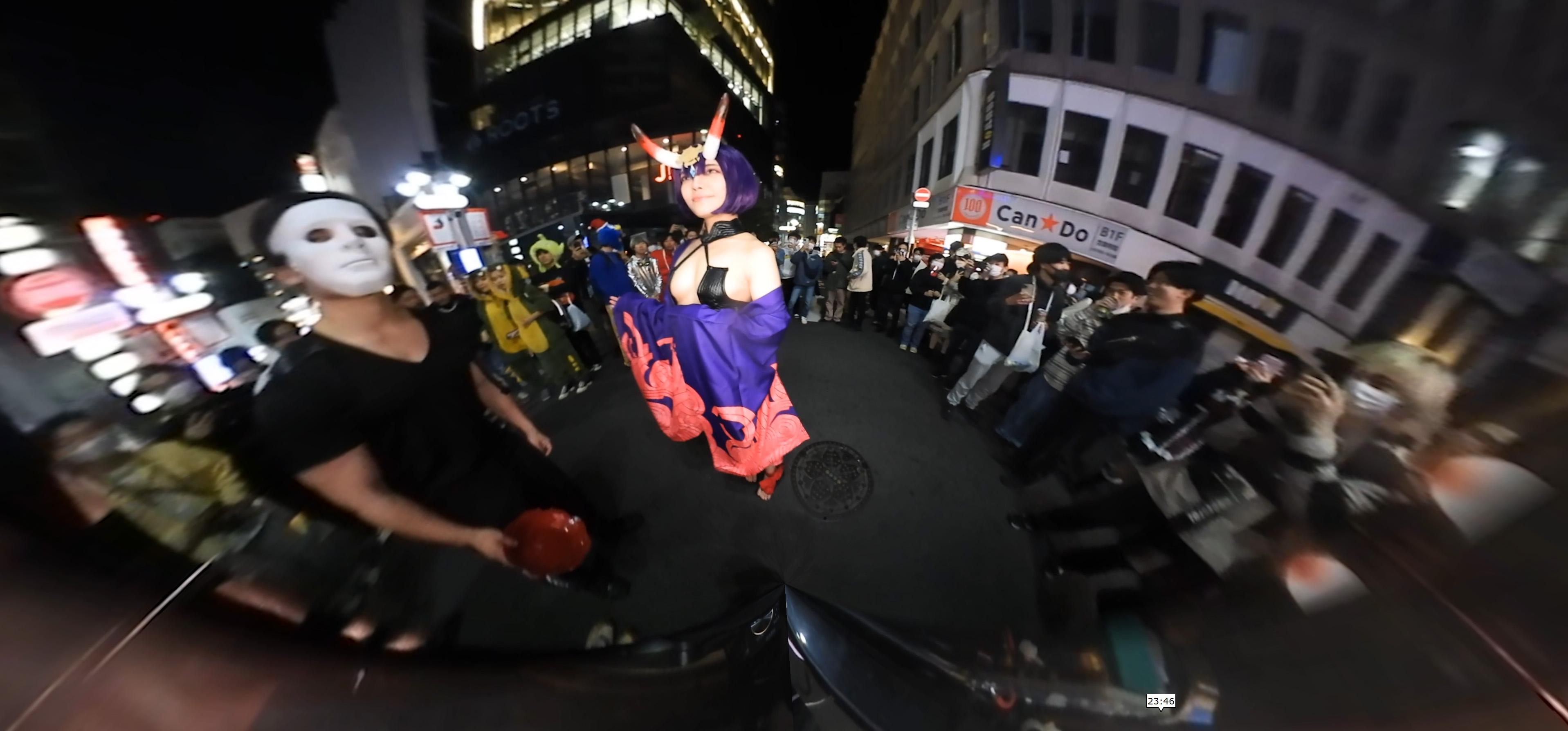 FC2PPV 3124688 [Нет] [Индивидуальная съемка экспозиции] Одноклассница столичного коммерческого отдела, красивая девушка с загадочной менгерой. Shibuya Halloween Cosplay Exposure!!