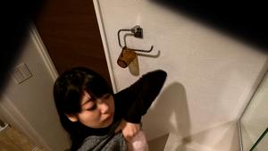 NZKM-025_1P Предупреждение об удалении подглядывания в ванне: девочка-подросток обнажает свои маленькие соски, как девочка-мания-восторг