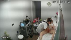 Ukrainian Cosmetic salon Hot pussy on a hair removal treatment