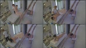 Hidden cam caught a hot girl during her massage