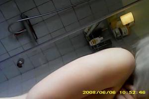 Peeping on hot naked neighbor in bathroom