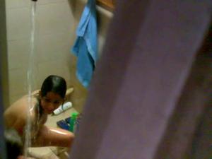 Spying on sporty naked girl in and out of shower