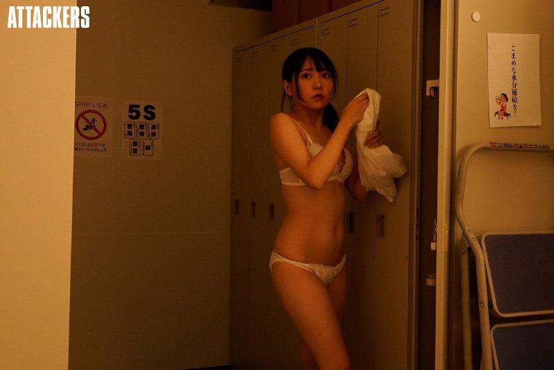 SAME-045 Chaque jour, la gérante du club de baseball est traitée sexuellement par l'enseignant conseiller. Marui Moeka