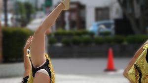 [125 Originalaufnahmen] 01 Cheerleader-Brot! Bei der akrobatischen Darbietung ragen verschiedene Dinge hervor