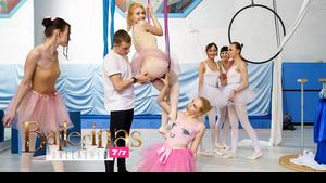 十七號俱樂部 - 六名芭蕾舞演員特別硬核訓練