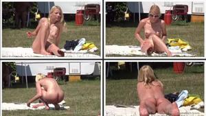 Nudist girl snaps many sexy selfies