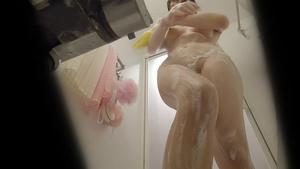 NZKM-055_1（转售）神乳女大学生偷窥白皙碗型奶子小乳晕冰乳头粉嫩小穴看尽了美女的赤裸美感！
