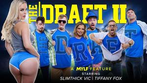 Caractéristiques MYLF - Slimthick Vic, Angelica Moom, Tiffany Fox - The Draft 2
