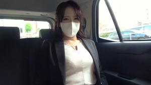 kaitori67 Schöne Frau mit großen Brüsten / Sexuelle Belästigung im Auto / M-förmige Beine gespreizt / Hotelverhandlung mit fühlbaren Brustwarzen [Hosenkaufverhandlung]