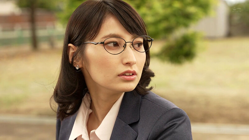 [4K] MOND-267 My admired female boss and Hitomi Honda