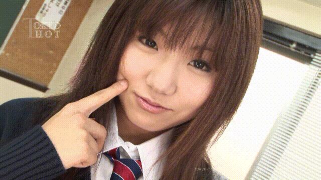 [4K]Tokyo-Hot n0385 تعرض قلب نومورا لاغتصاب جماعي في المدرسة وتم كسر مهبلها تمامًا.